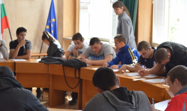 Anti-doping training against false self-affirmation - sports school "VASIL LEVSKI" 10.04.2014