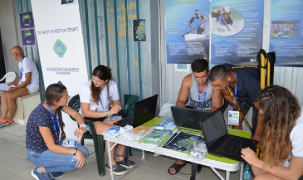 Outreach обучение на състезатели съвместно с Международната федерация по кану-каяк