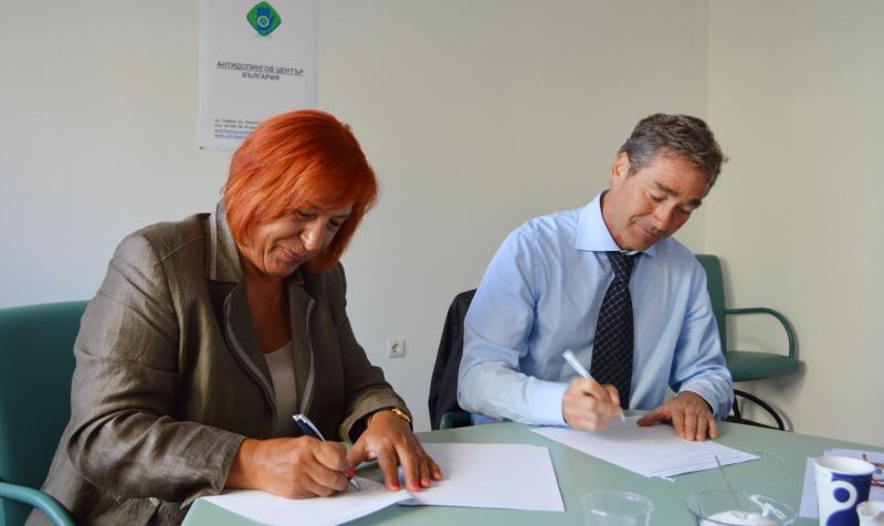 Aнтидопинговият център 
подписа договор за сътрудничество с УЕФА
